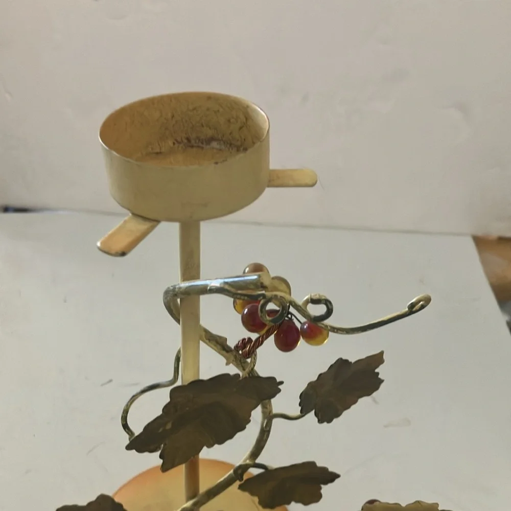 Decorative Metal candle holder with Leaf Design